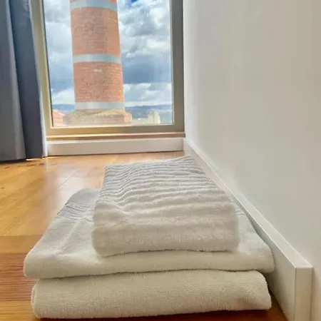 Padre Antonio Vieira Flat E - 2 Bedroom Near Campanha Train Station Apartment *