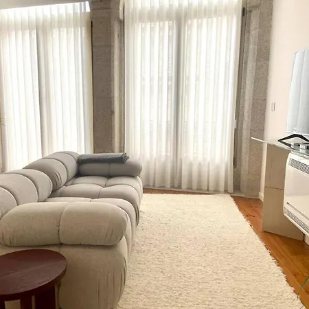 Apartment Padre Antonio Vieira Flat E - 2 Bedroom Near Campanha Train Station Porto